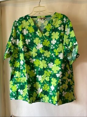 Women's Green Shamrock V-Neck Tunic Top